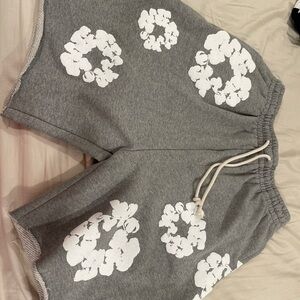 Gray denim tear shorts size M